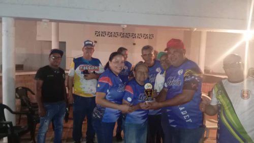 Torneo Intergremial de softbol, bolas criollas y dominó, junto a los equipos del Colegio de Médicos, Contadores, Veterinarios, Abogados y  Licenciados en Administración.
